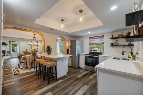 1411 E Henry Avenue Tampa FL 33604