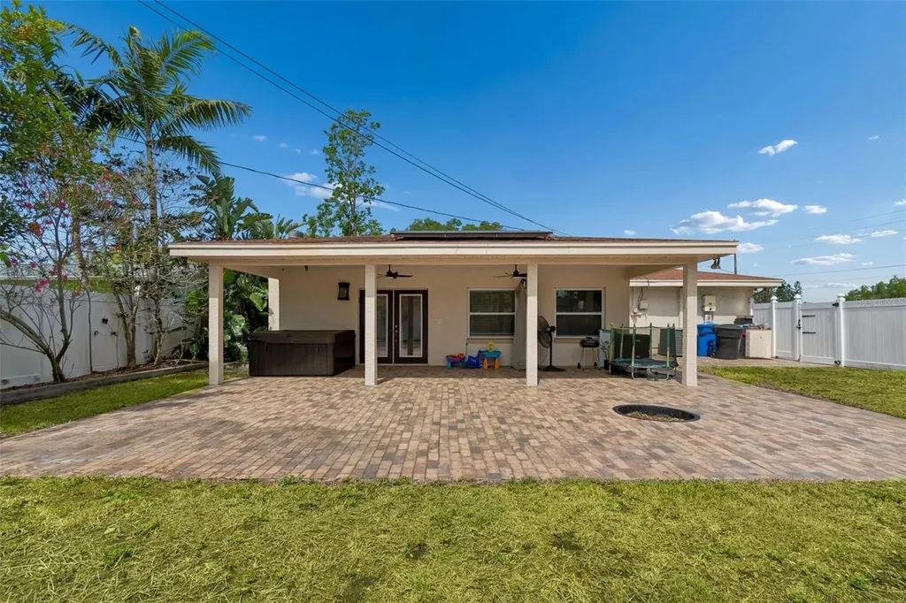 2790 Pinellas Point Drive S St Petersburg FL 33712