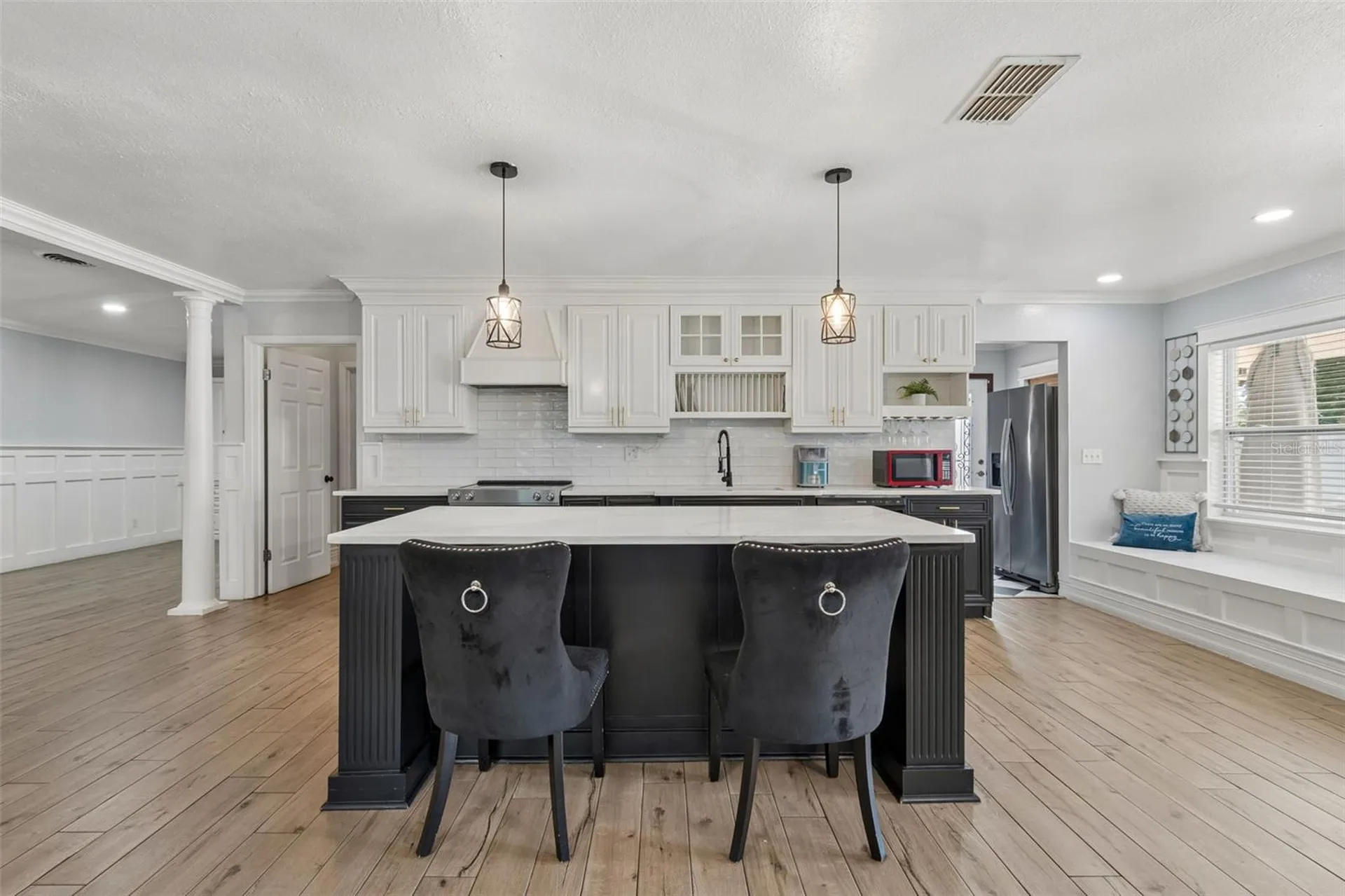 2790 Pinellas Point Drive S St Petersburg FL 33712