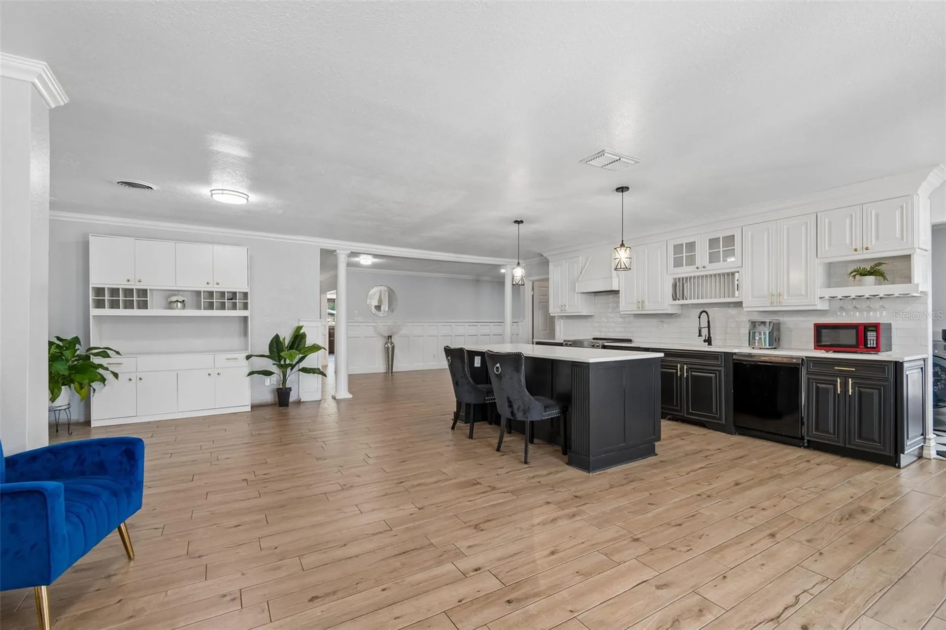 2790 Pinellas Point Drive S St Petersburg FL 33712