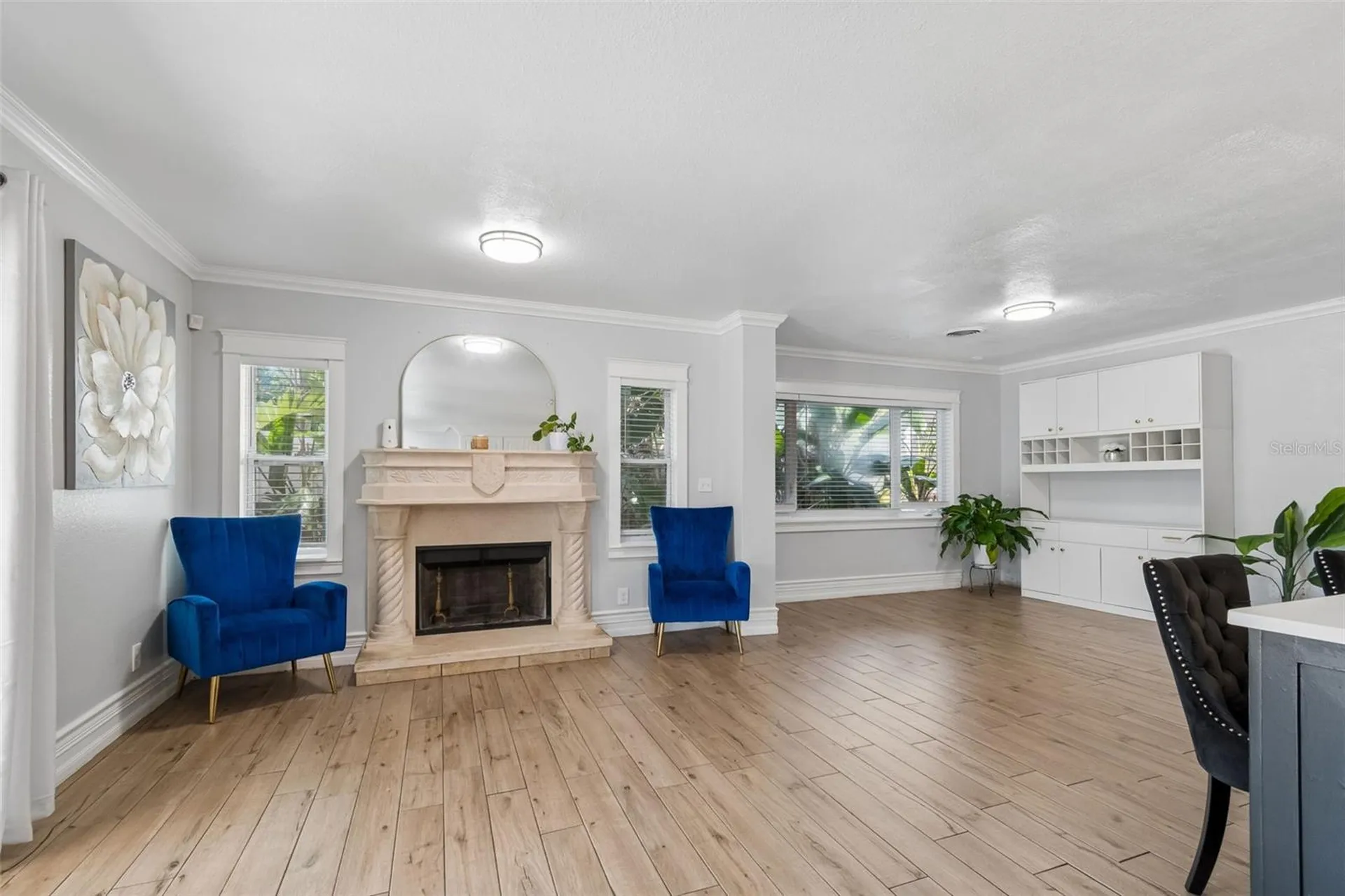 2790 Pinellas Point Drive S St Petersburg FL 33712