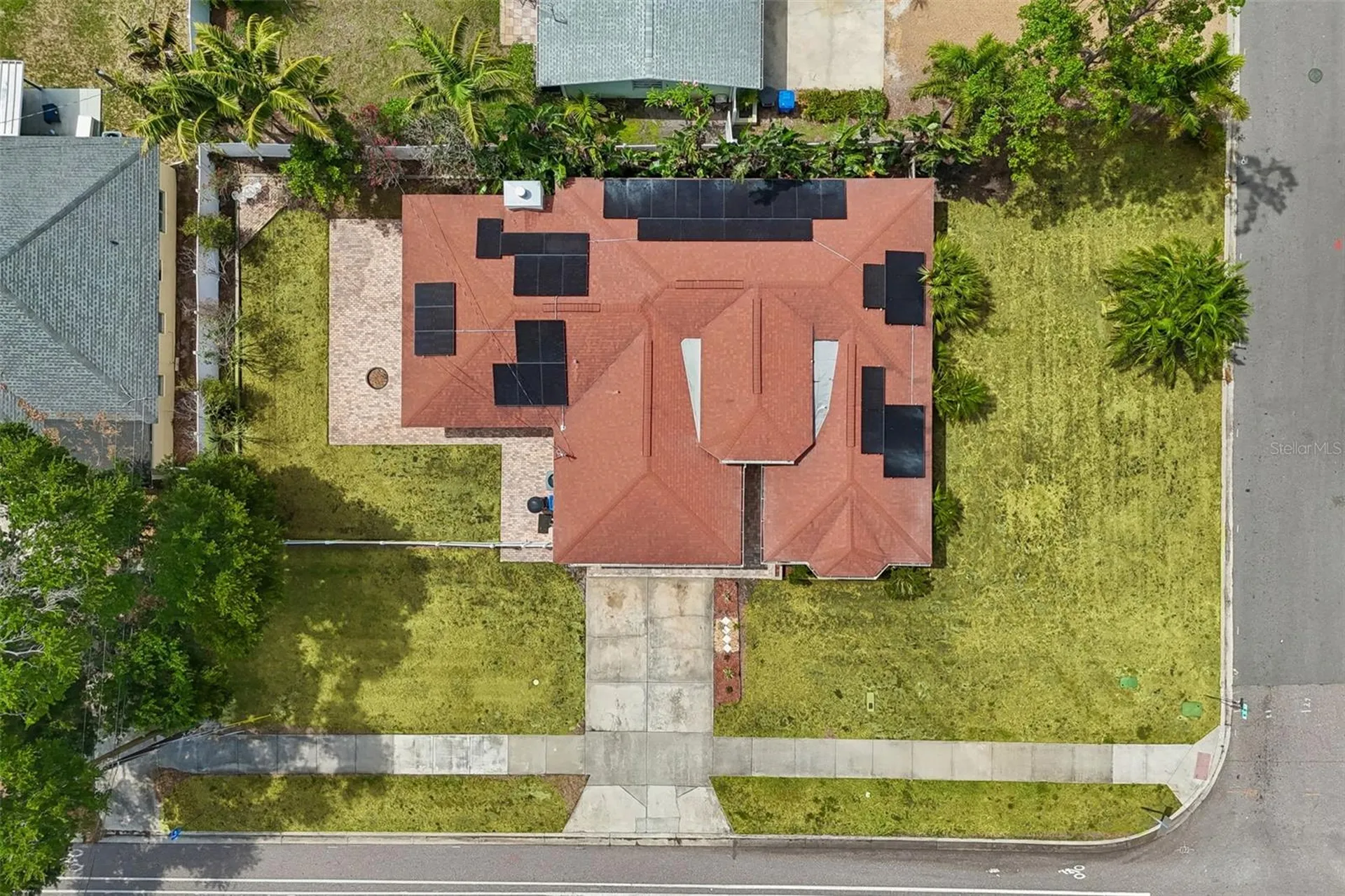 2790 Pinellas Point Drive S St Petersburg FL 33712