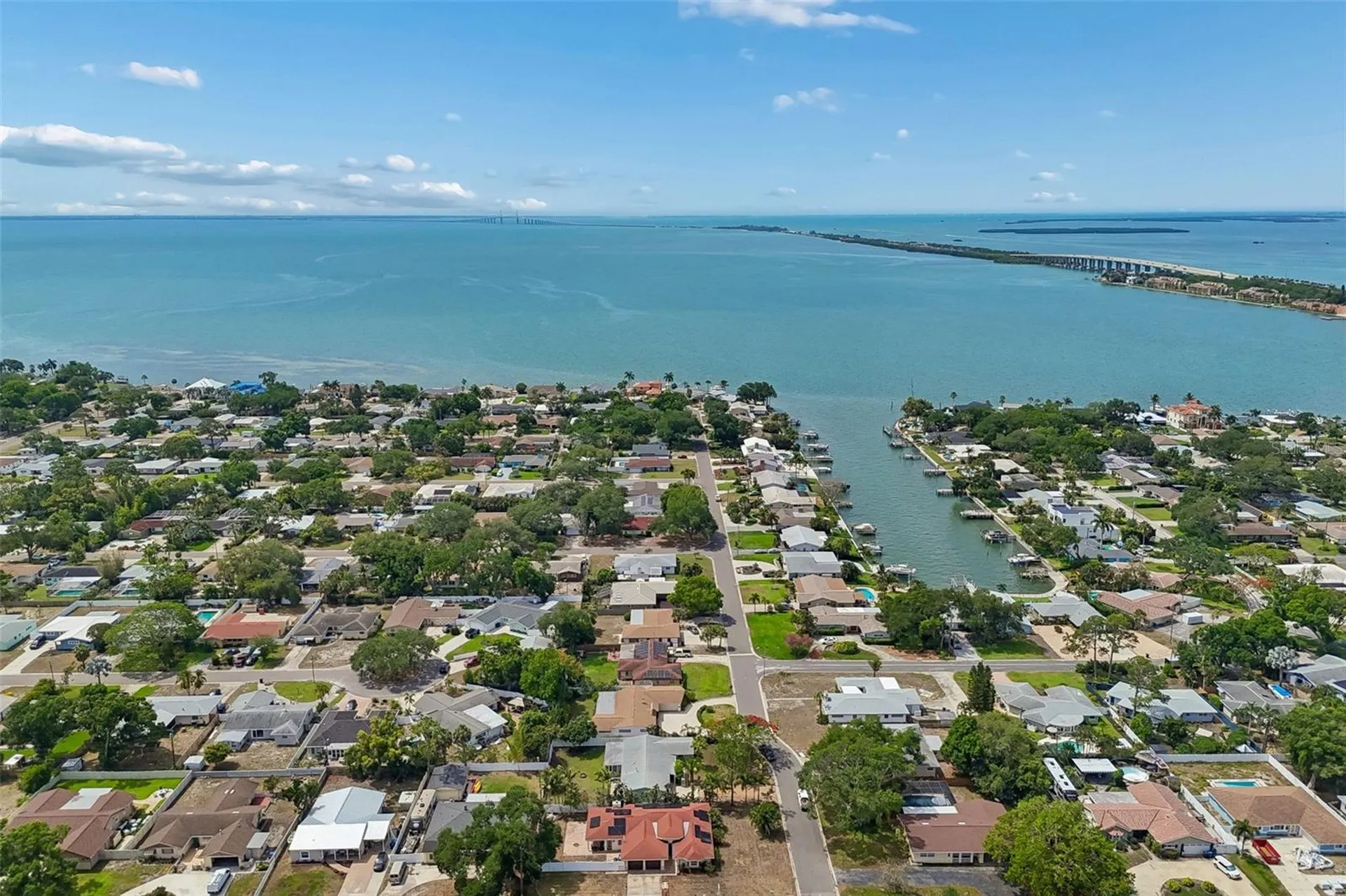 2790 Pinellas Point Drive S St Petersburg FL 33712