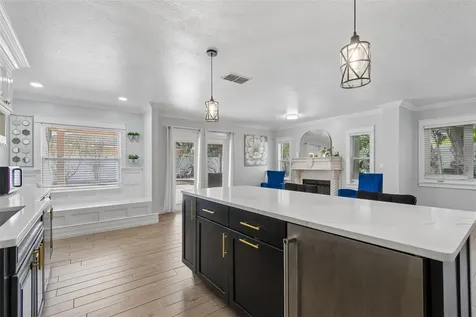 2790 Pinellas Point Drive S St Petersburg FL 33712