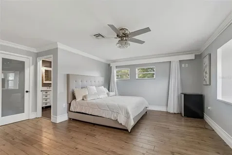 2790 Pinellas Point Drive S St Petersburg FL 33712