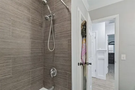 2790 Pinellas Point Drive S St Petersburg FL 33712