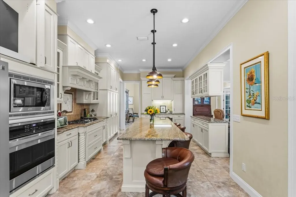 2772 NW 26th Place Gainesville FL 32605