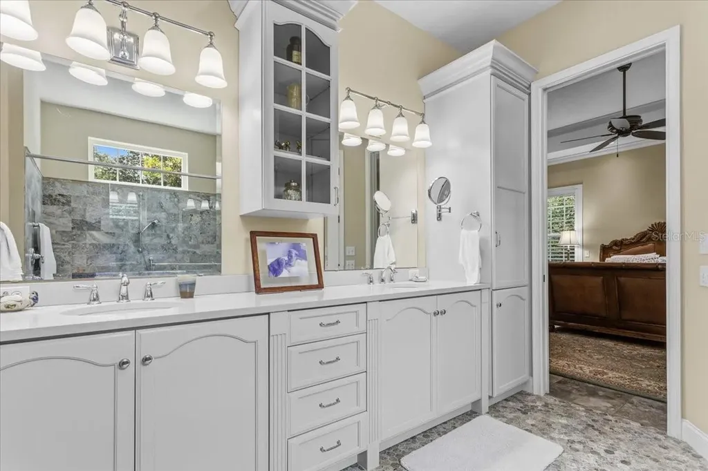 2772 NW 26th Place Gainesville FL 32605