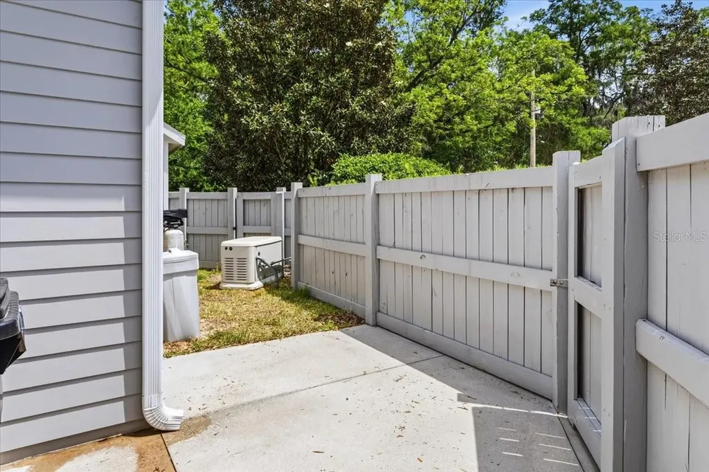 2772 NW 26th Place Gainesville FL 32605