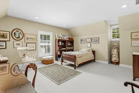 2772 NW 26th Place Gainesville FL 32605