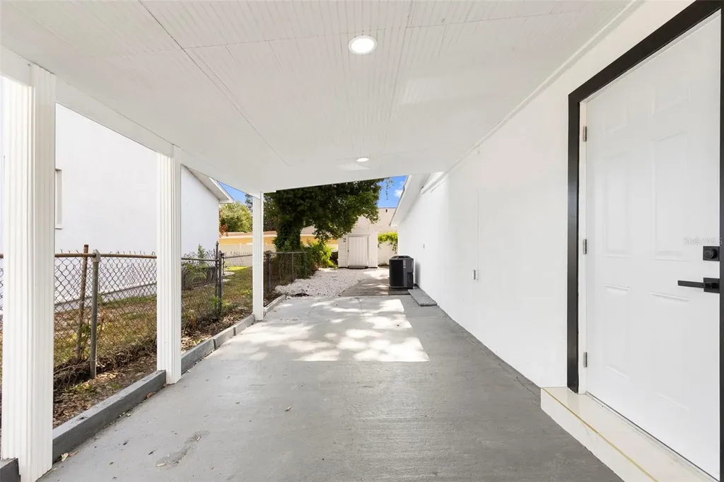 5501 N Albany Avenue Tampa FL 33603