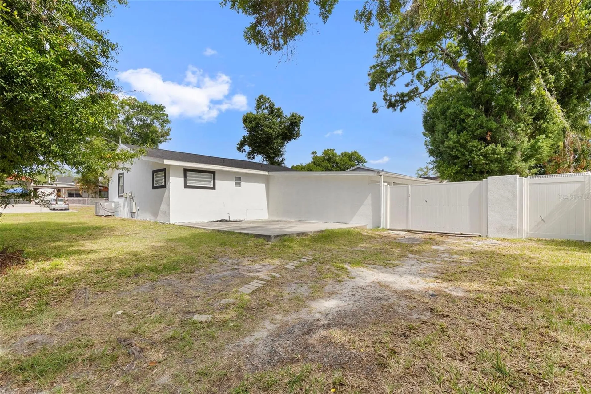 5501 N Albany Avenue Tampa FL 33603