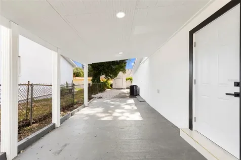 5501 N Albany Avenue Tampa FL 33603