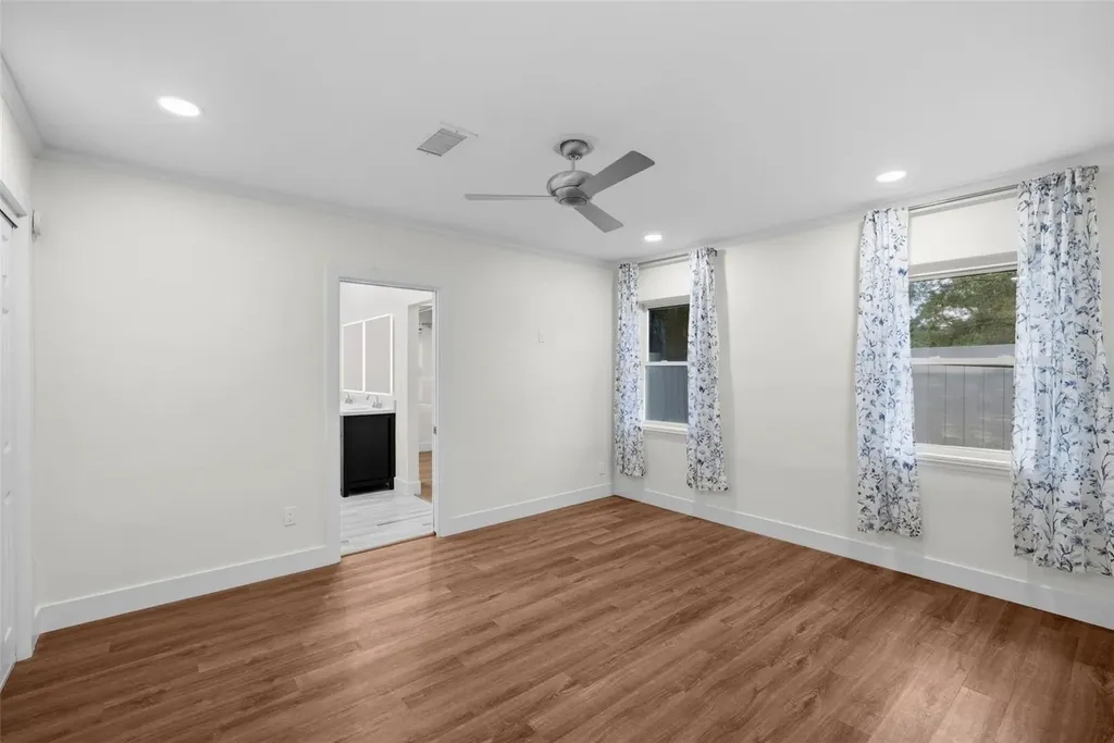 402 Erie Avenue Tampa FL 33606