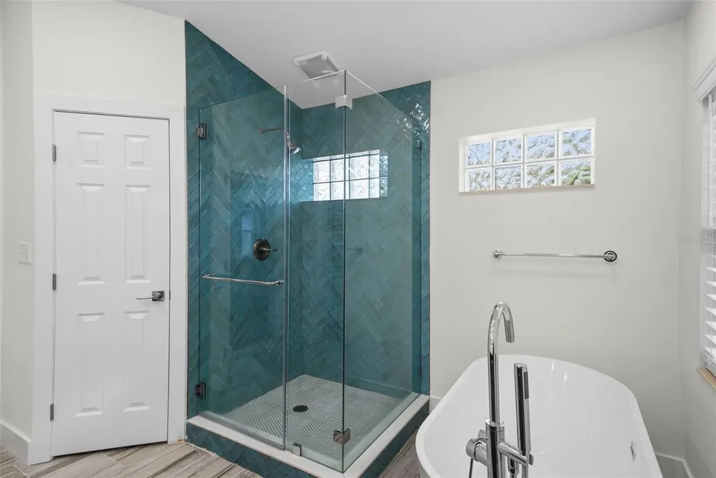 402 Erie Avenue Tampa FL 33606