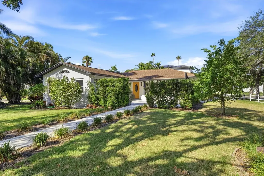 402 Erie Avenue Tampa FL 33606