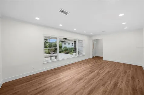 402 Erie Avenue Tampa FL 33606