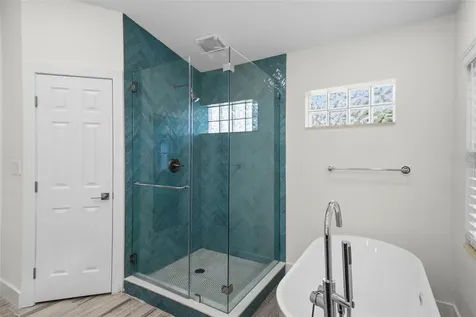 402 Erie Avenue Tampa FL 33606