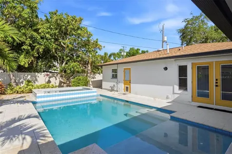 402 Erie Avenue Tampa FL 33606