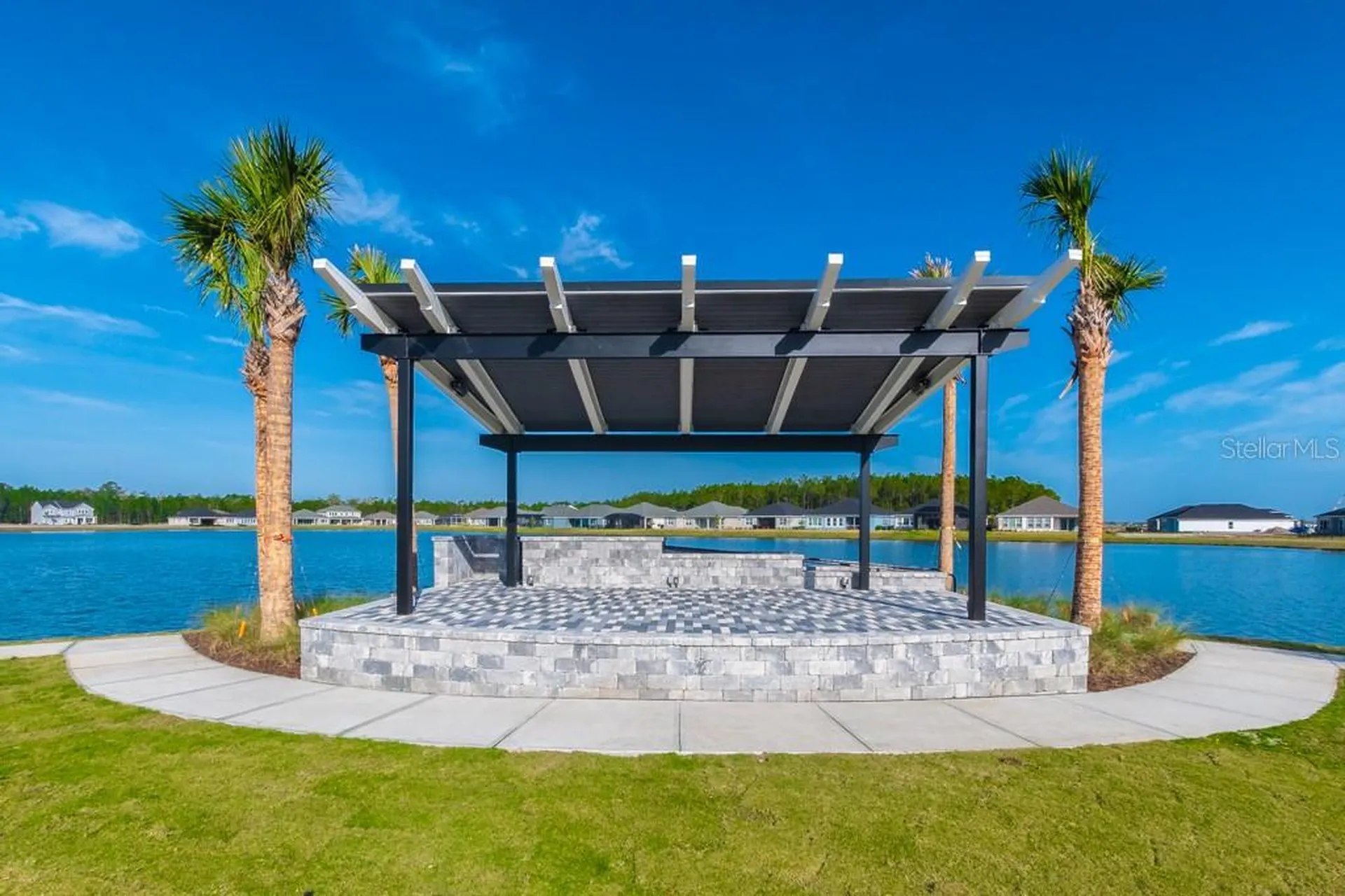 125 Mosaic Boulevard Daytona Beach FL 32124