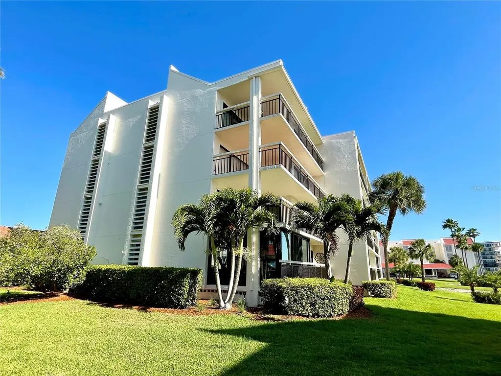 7893 Sailboat Key Boulevard S South Pasadena FL 33707