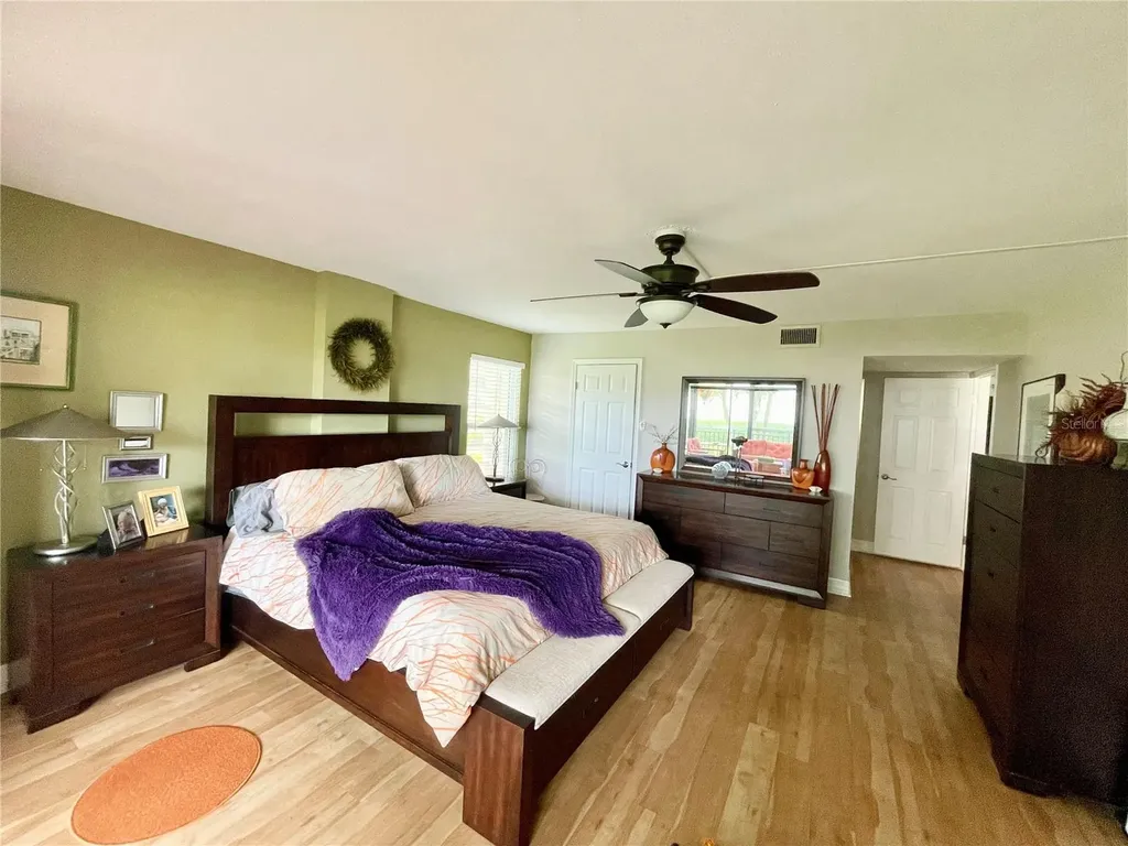 7893 Sailboat Key Boulevard S South Pasadena FL 33707