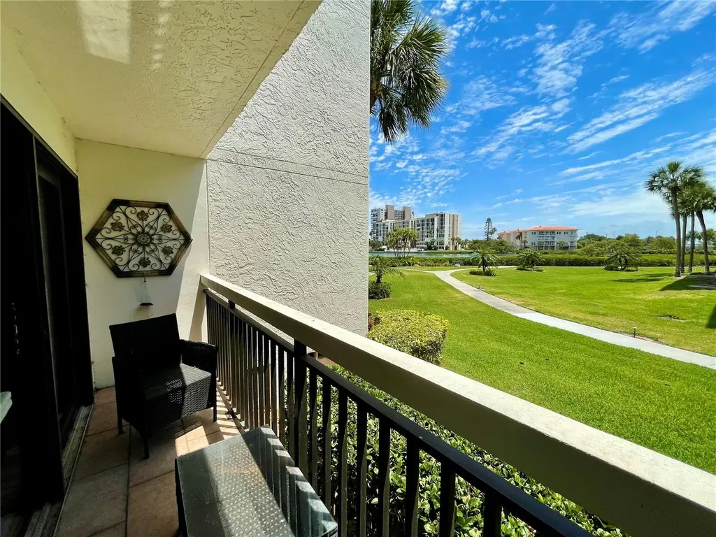 7893 Sailboat Key Boulevard S South Pasadena FL 33707