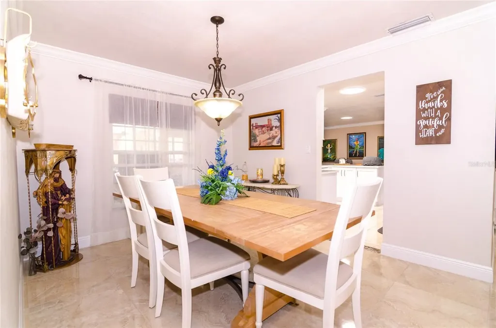 410 Silver Oak Lane Altamonte Springs FL 32701