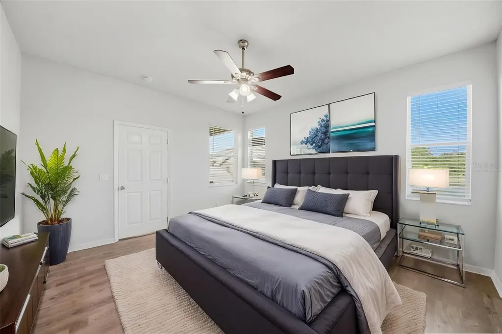 949 Whispering Cypress Lane Orlando FL 32824
