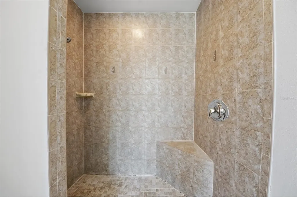 949 Whispering Cypress Lane Orlando FL 32824