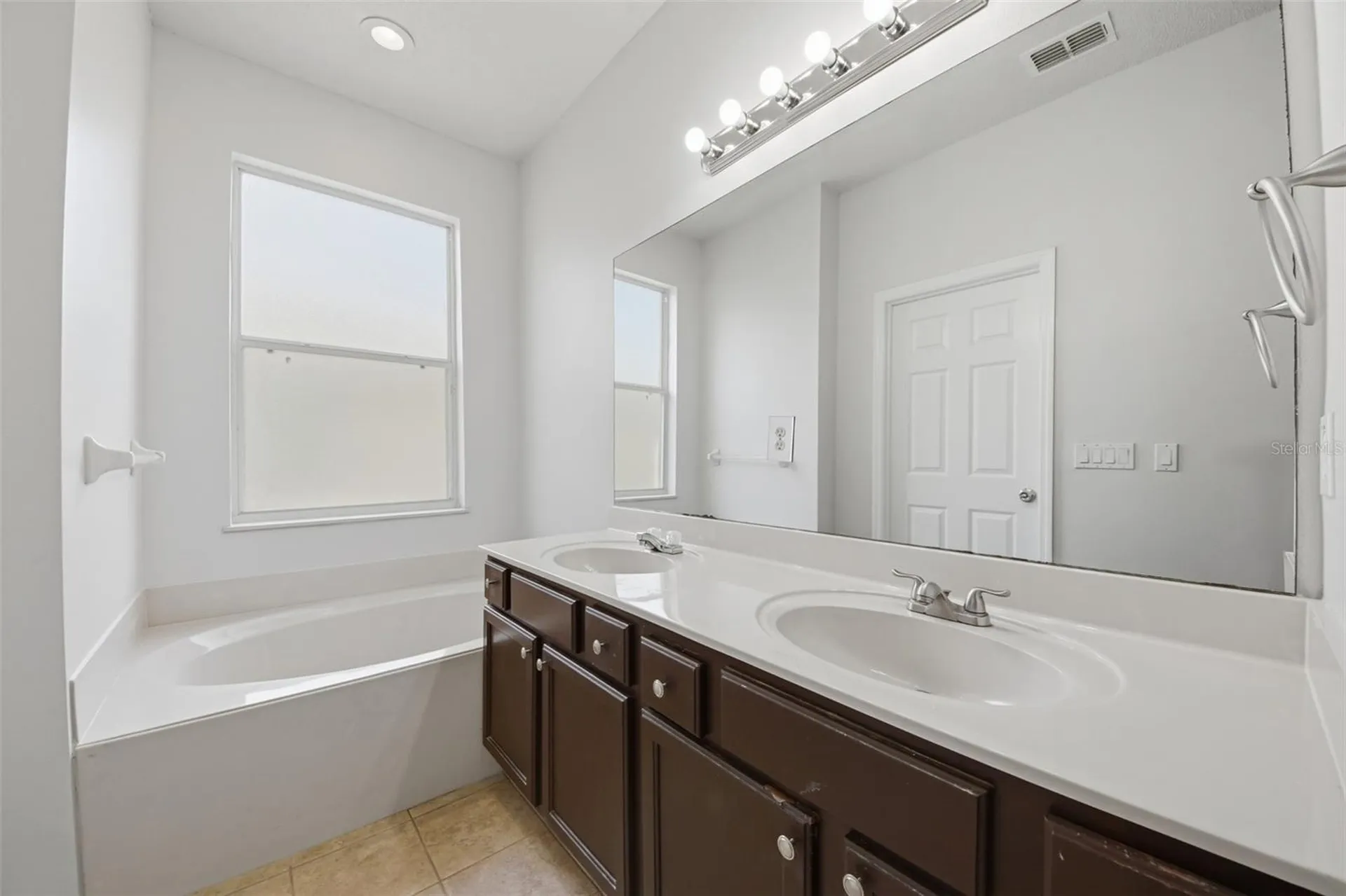 949 Whispering Cypress Lane Orlando FL 32824