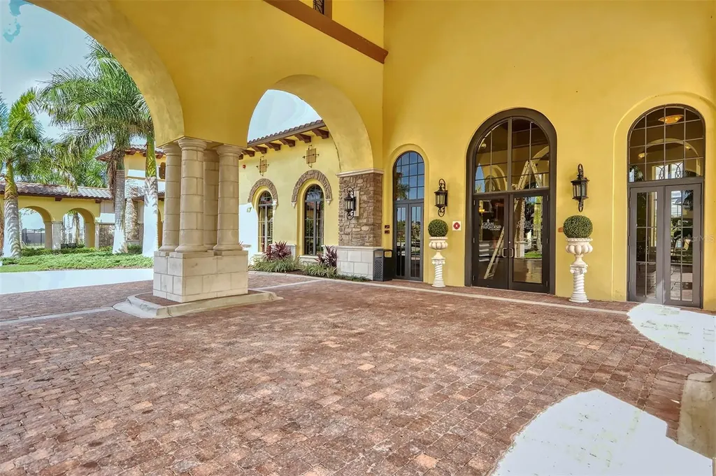 20310 Lagente Circle Venice FL 34293
