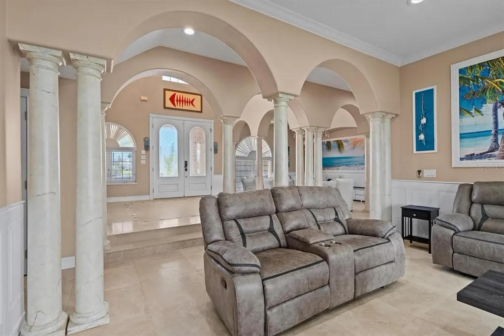 7 Cove View Court Cocoa Beach FL 32931