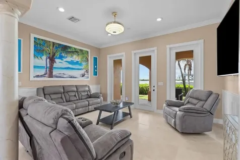 7 Cove View Court Cocoa Beach FL 32931