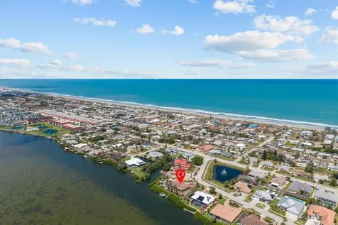 7 Cove View Court Cocoa Beach FL 32931
