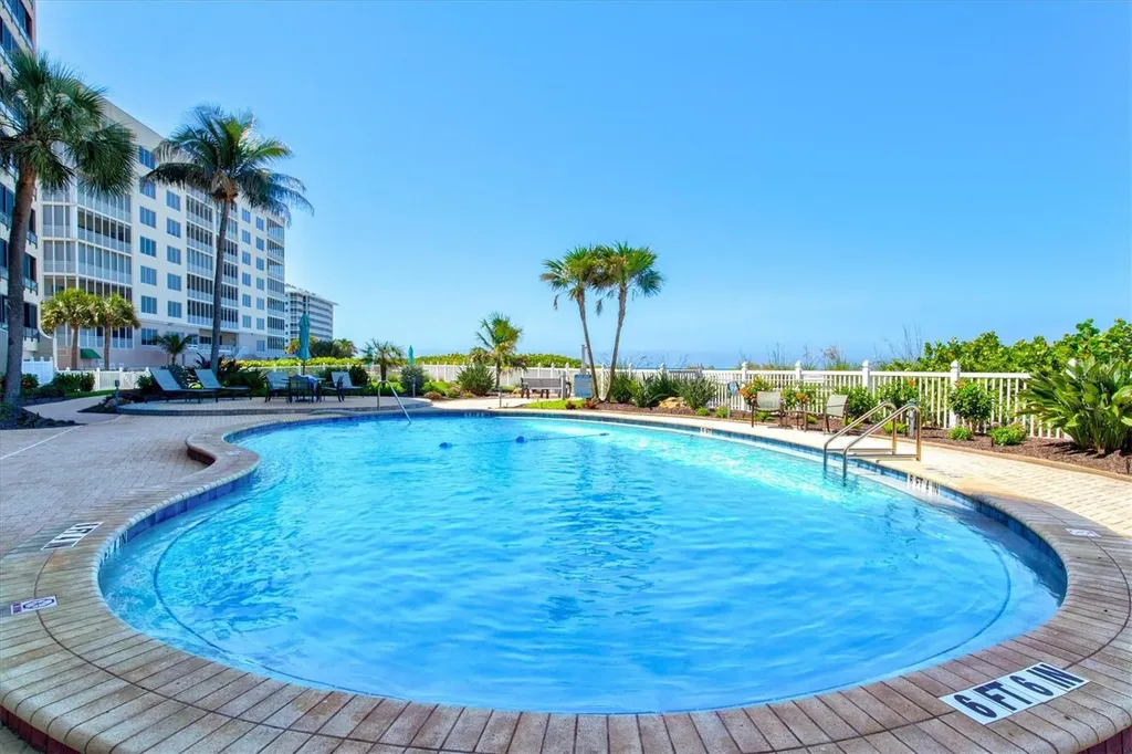 840 The Esplanade N Venice FL 34285