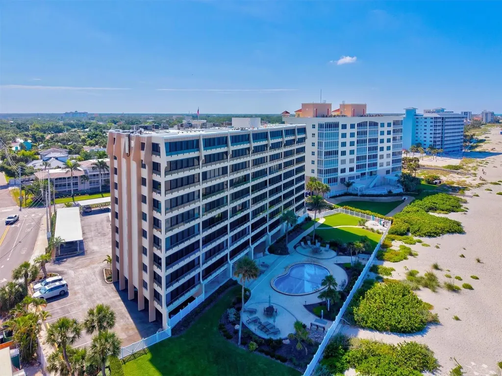840 The Esplanade N Venice FL 34285