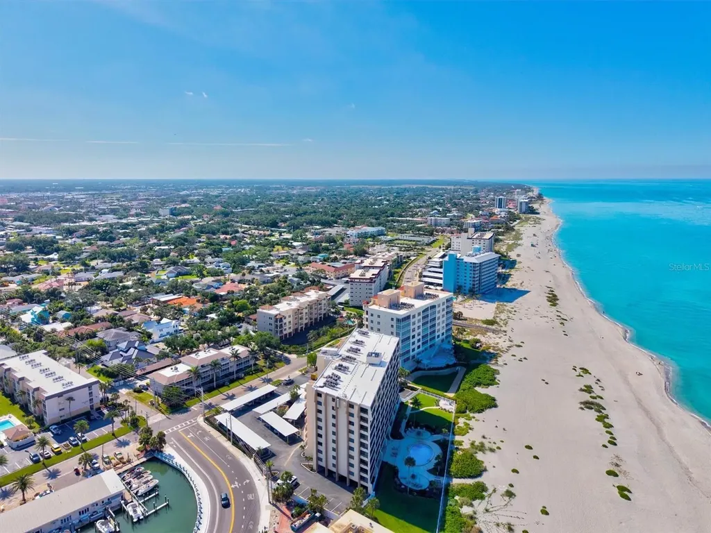 840 The Esplanade N Venice FL 34285