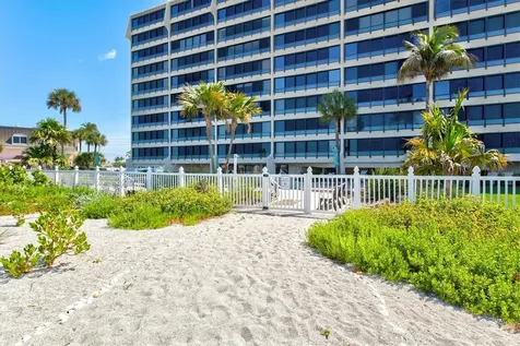 840 The Esplanade N Venice FL 34285