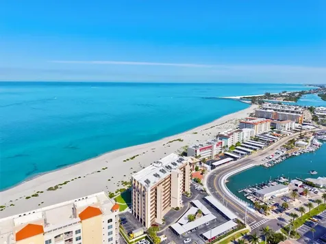 840 The Esplanade N Venice FL 34285