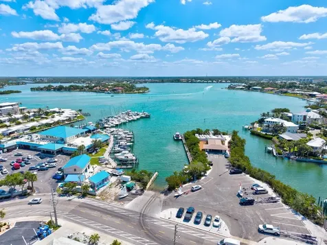 840 The Esplanade N Venice FL 34285