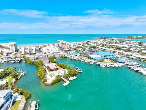 840 The Esplanade N Venice FL 34285