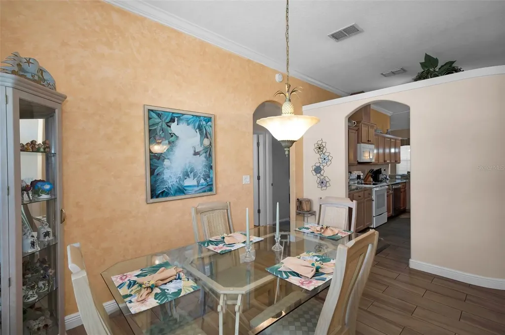 8202 Wild Oaks Circle Largo FL 33773