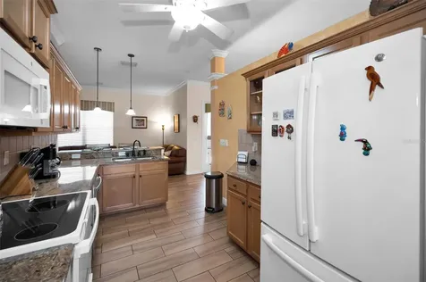 8202 Wild Oaks Circle Largo FL 33773
