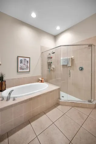 8202 Wild Oaks Circle Largo FL 33773