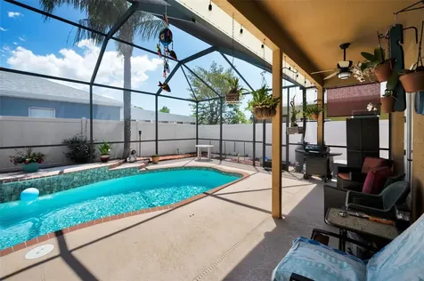 8202 Wild Oaks Circle Largo FL 33773