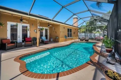 8202 Wild Oaks Circle Largo FL 33773