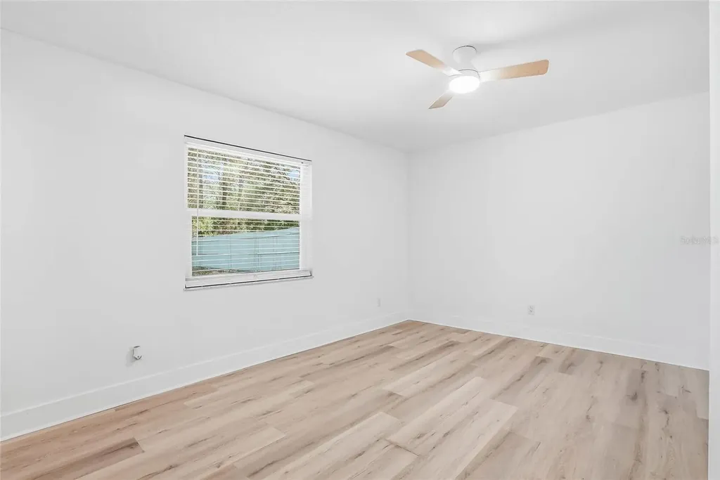6040 Knollwood Drive Ridge Manor FL 33523