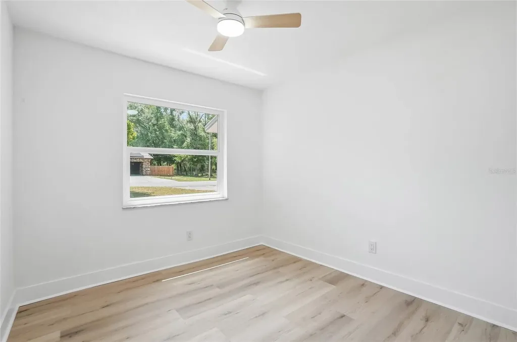 6040 Knollwood Drive Ridge Manor FL 33523