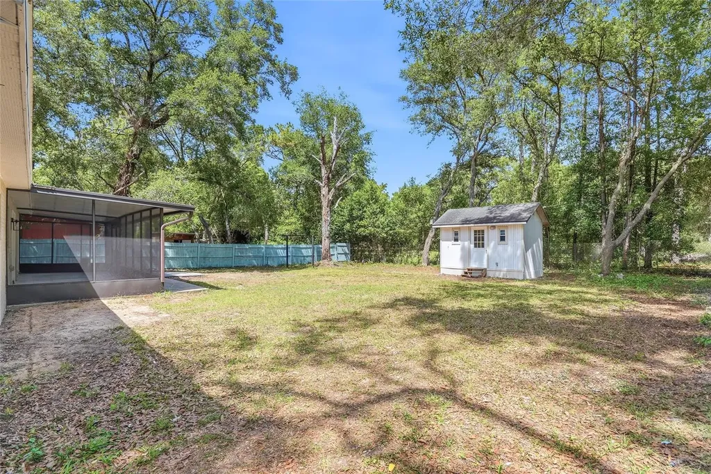 6040 Knollwood Drive Ridge Manor FL 33523